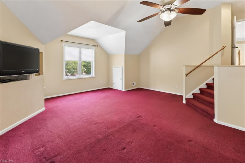 Photo 27 of 50 residential for sale in Chesapeake virginia