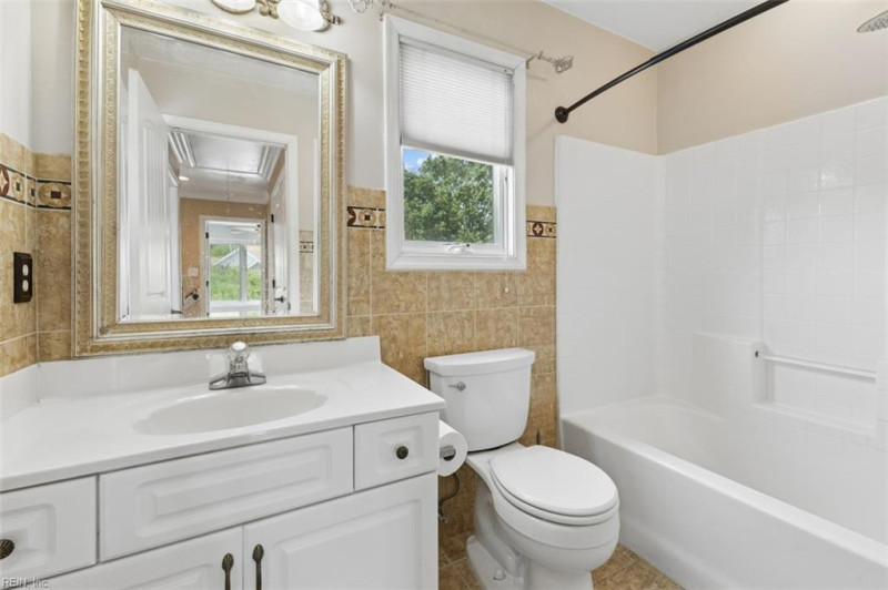 Photo 30 of 50 residential for sale in Chesapeake virginia