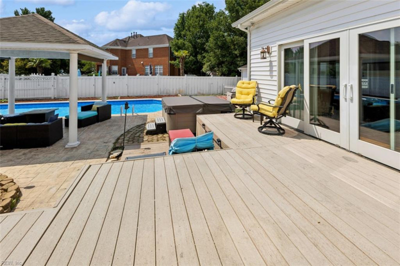 Photo 38 of 50 residential for sale in Chesapeake virginia