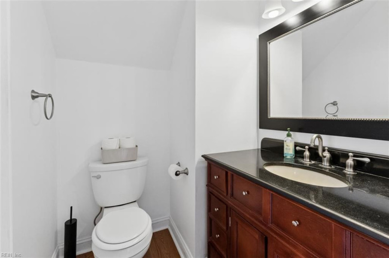 Photo 7 of 50 residential for sale in Chesapeake virginia