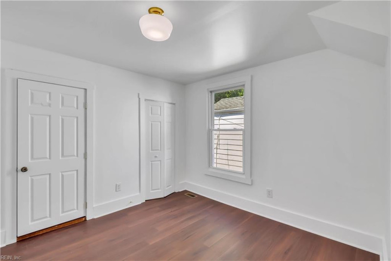 Photo 19 of 32 residential for sale in Norfolk virginia Photo 19 of 32 residential for sale in Norfolk virginia