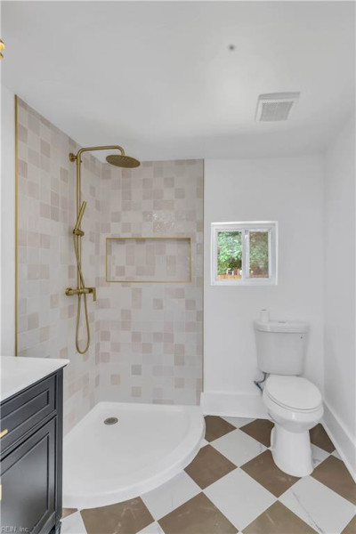 Photo 20 of 32 residential for sale in Norfolk virginia Photo 20 of 32 residential for sale in Norfolk virginia