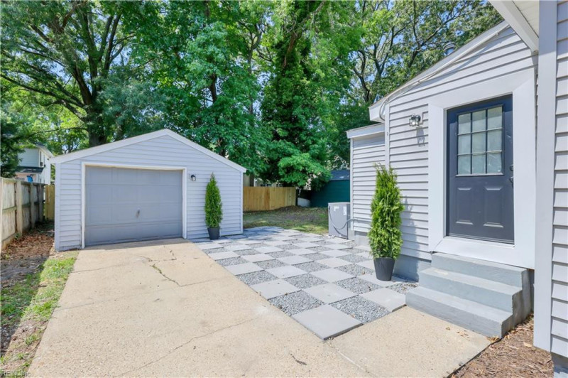 Photo 29 of 32 residential for sale in Norfolk virginia Photo 29 of 32 residential for sale in Norfolk virginia