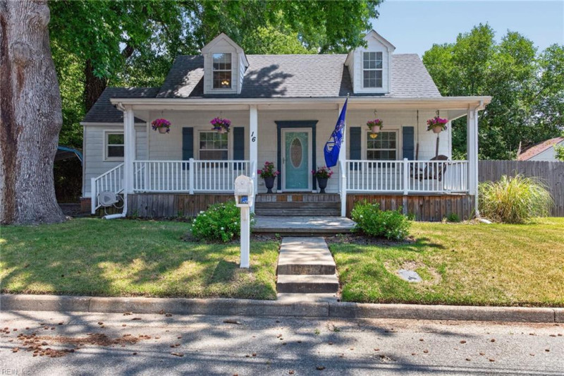 Photo 1 of 37 residential for sale in Portsmouth virginia