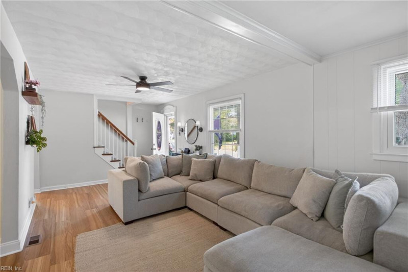 Photo 7 of 37 residential for sale in Portsmouth virginia