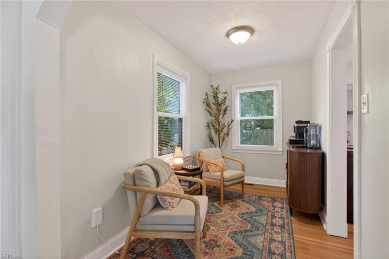 Photo 9 of 37 residential for sale in Portsmouth virginia