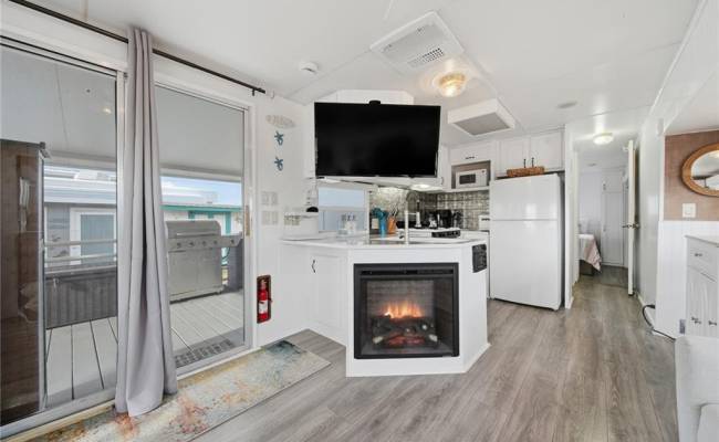 3665 Sandpiper Road, Virginia Beach, VA 23456