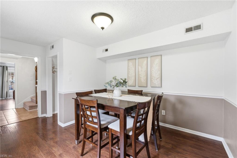 Photo 12 of 47 residential for sale in Virginia Beach virginia