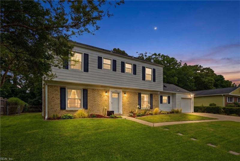 Photo 2 of 47 residential for sale in Virginia Beach virginia