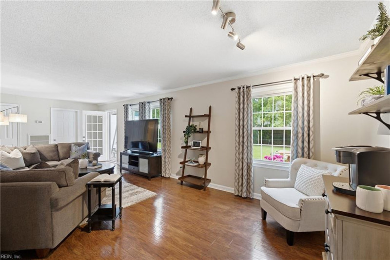 Photo 9 of 47 residential for sale in Virginia Beach virginia