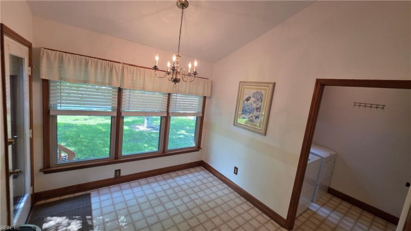 Photo 21 of 27 residential for sale in Chesapeake virginia