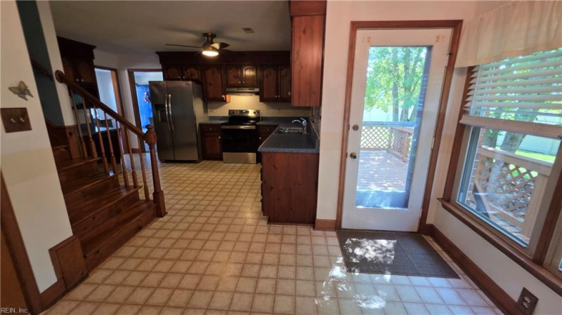 Photo 23 of 27 residential for sale in Chesapeake virginia