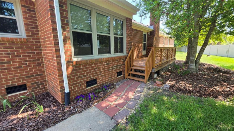 Photo 25 of 27 residential for sale in Chesapeake virginia