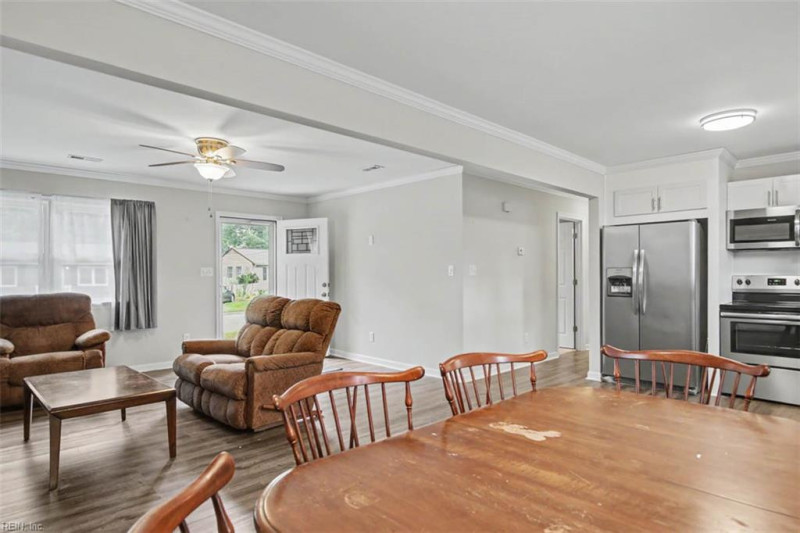 Photo 13 of 25 residential for sale in Newport News virginia