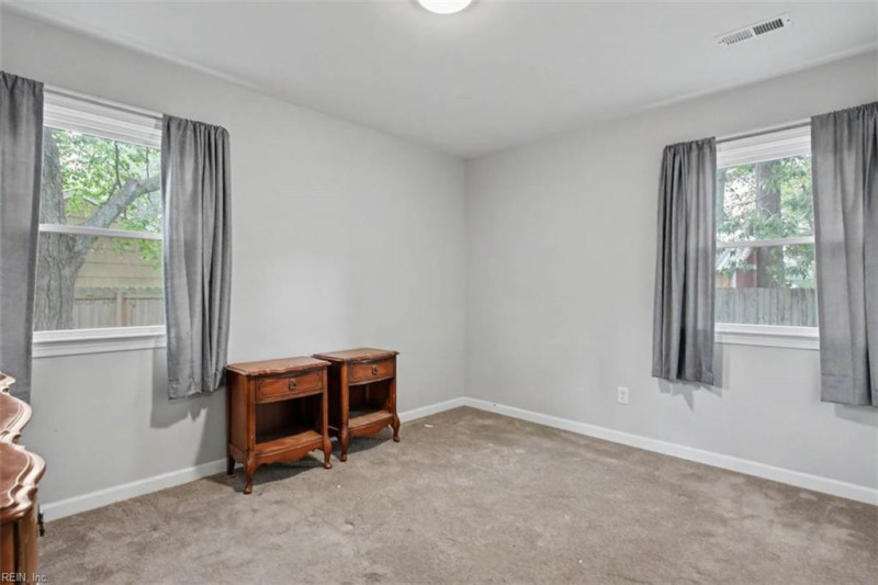Photo 17 of 25 residential for sale in Newport News virginia