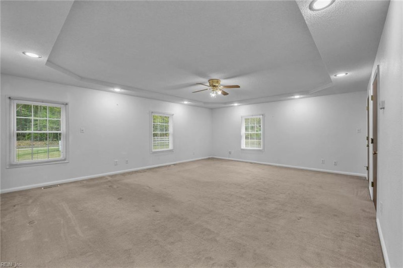 Photo 13 of 50 residential for sale in Isle of Wight County virginia