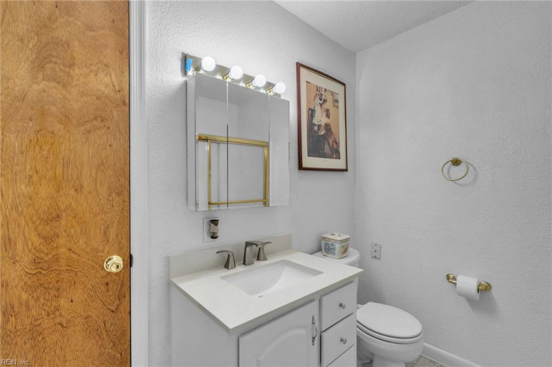 Photo 26 of 50 residential for sale in Isle of Wight County virginia