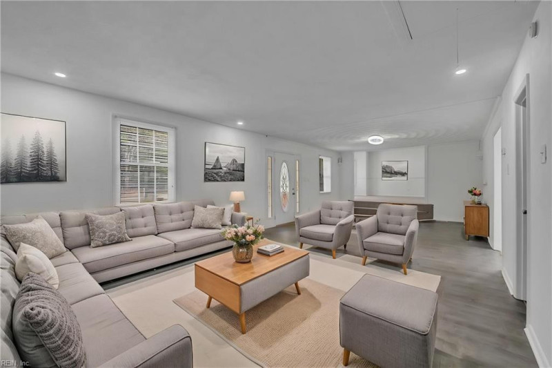 Photo 8 of 50 residential for sale in Isle of Wight County virginia