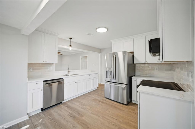 Photo 21 of 39 residential for sale in Virginia Beach virginia