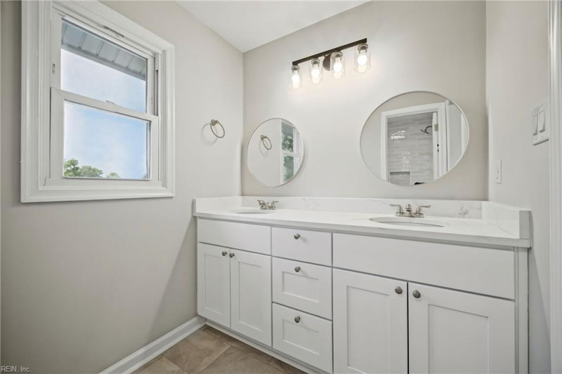 Photo 32 of 39 residential for sale in Virginia Beach virginia