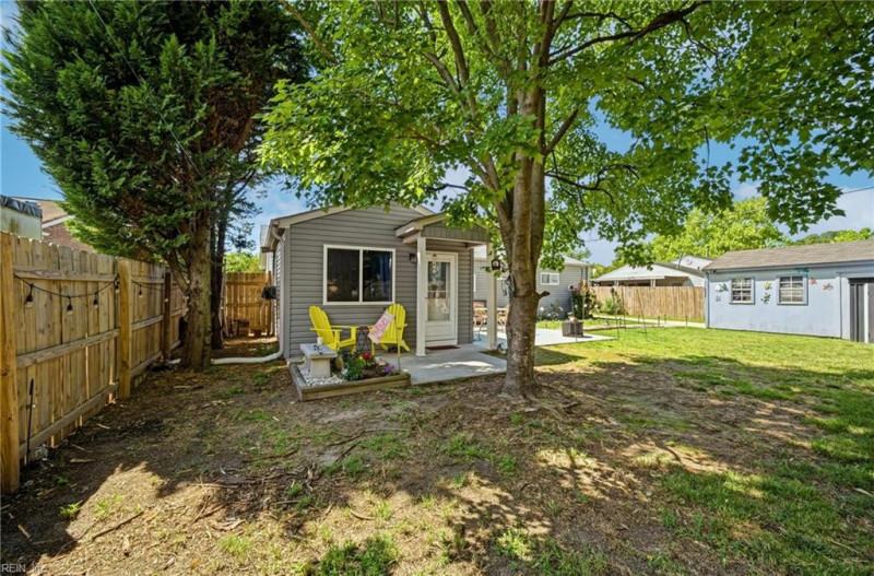 Photo 23 of 36 residential for sale in Virginia Beach virginia