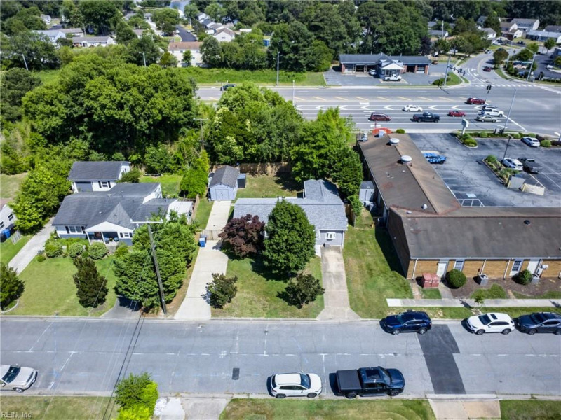 Photo 27 of 36 residential for sale in Virginia Beach virginia