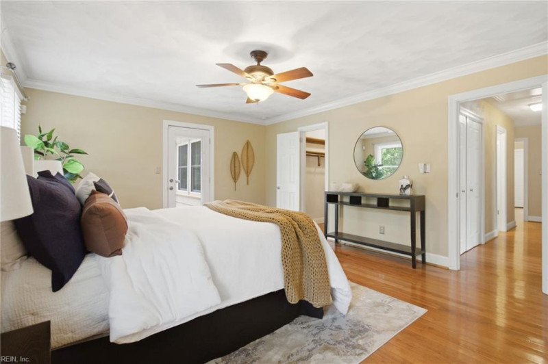 Photo 25 of 49 residential for sale in Chesapeake virginia