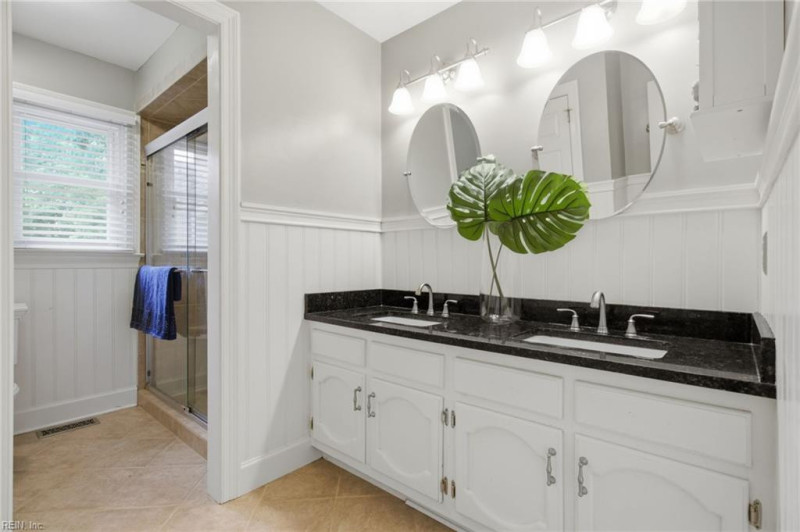 Photo 28 of 49 residential for sale in Chesapeake virginia
