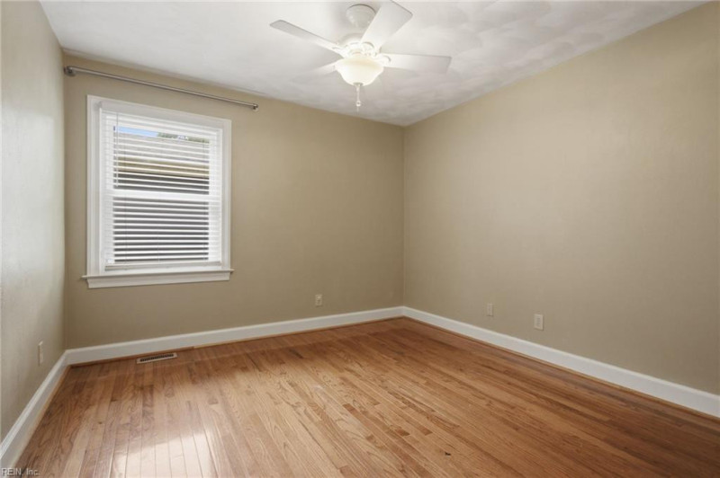 Photo 35 of 49 residential for sale in Chesapeake virginia