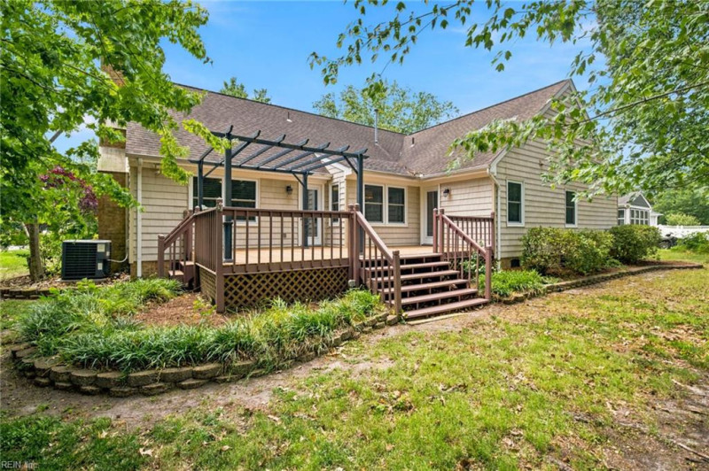 Photo 44 of 49 residential for sale in Chesapeake virginia