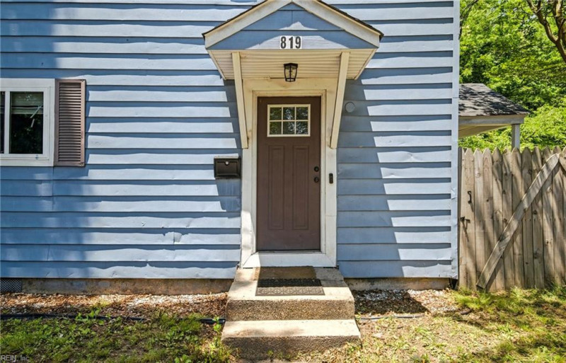 Photo 3 of 20 residential for sale in Newport News virginia Photo 3 of 20 residential for sale in Newport News virginia