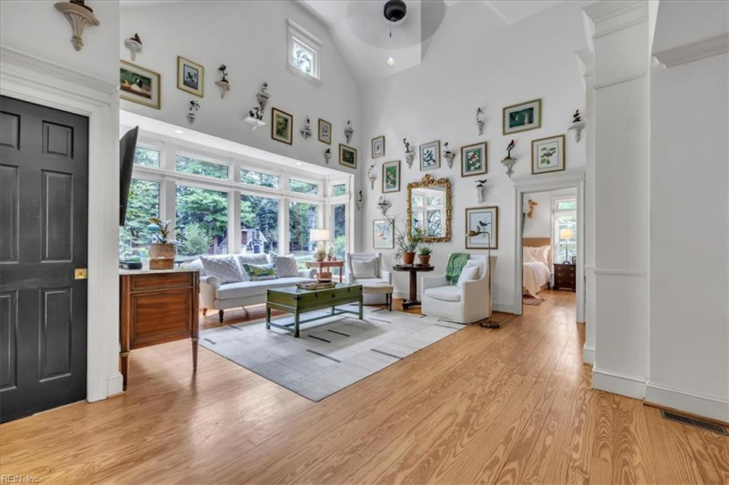 Photo 14 of 50 residential for sale in Isle of Wight County virginia