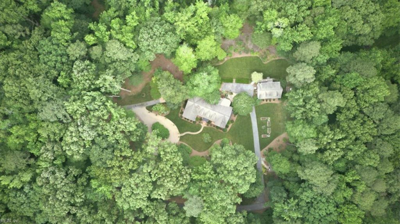 Photo 3 of 50 residential for sale in Isle of Wight County virginia