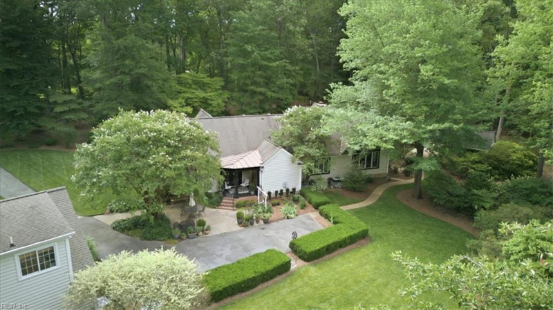 Photo 4 of 50 residential for sale in Isle of Wight County virginia