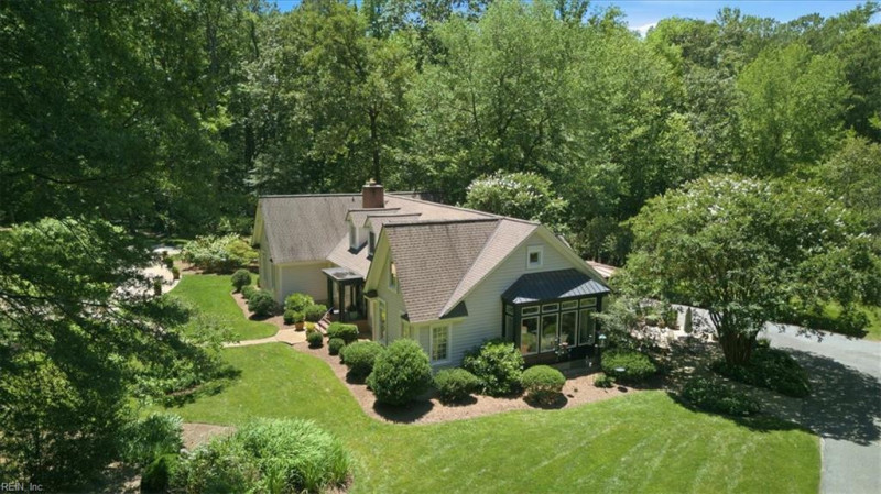 Photo 5 of 50 residential for sale in Isle of Wight County virginia
