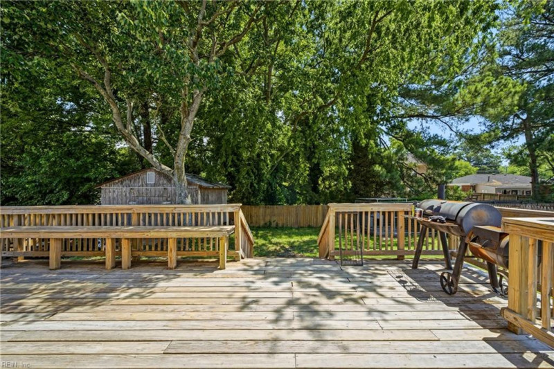 Photo 25 of 37 residential for sale in Newport News virginia