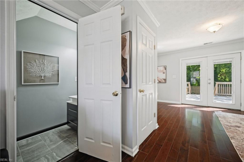 Photo 8 of 37 residential for sale in Newport News virginia