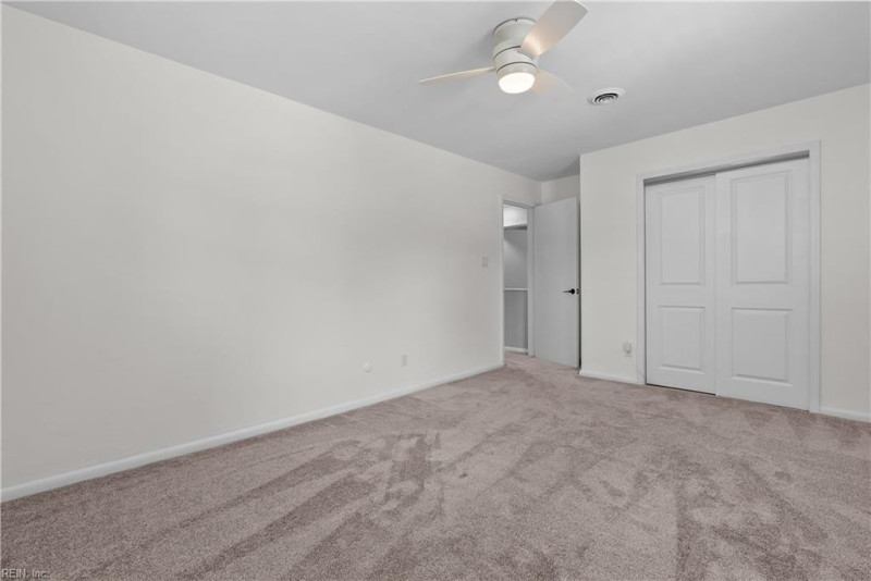 Photo 26 of 49 residential for sale in Virginia Beach virginia