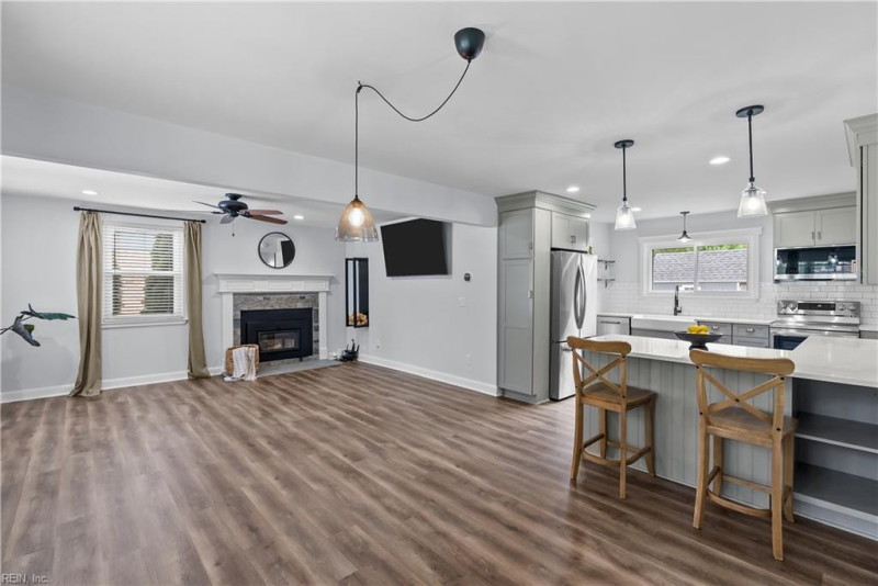 Photo 6 of 49 residential for sale in Virginia Beach virginia