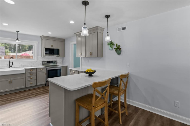 Photo 8 of 49 residential for sale in Virginia Beach virginia