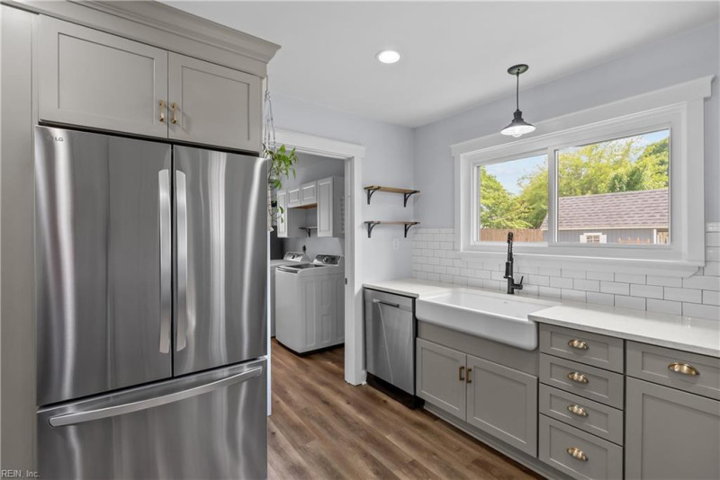 Photo 9 of 49 residential for sale in Virginia Beach virginia