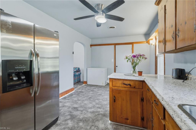 Photo 15 of 46 residential for sale in Suffolk virginia