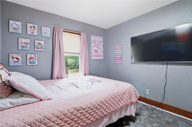 Photo 31 of 46 residential for sale in Suffolk virginia