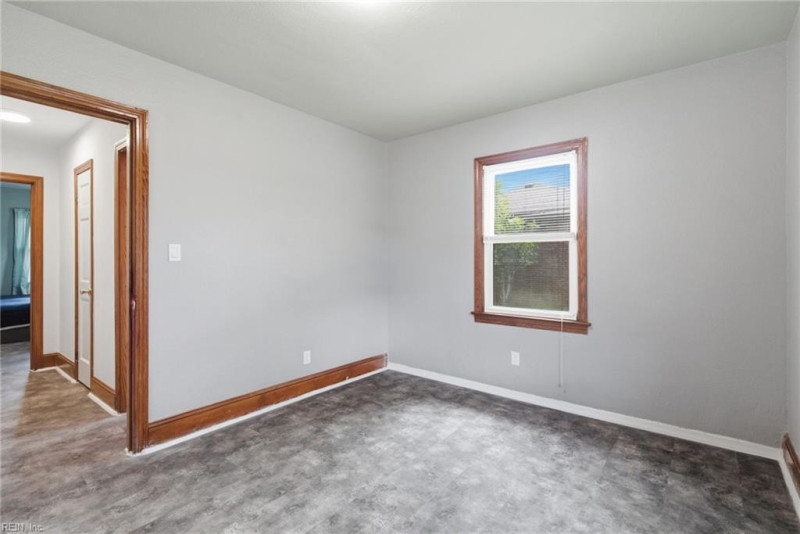 Photo 36 of 46 residential for sale in Suffolk virginia