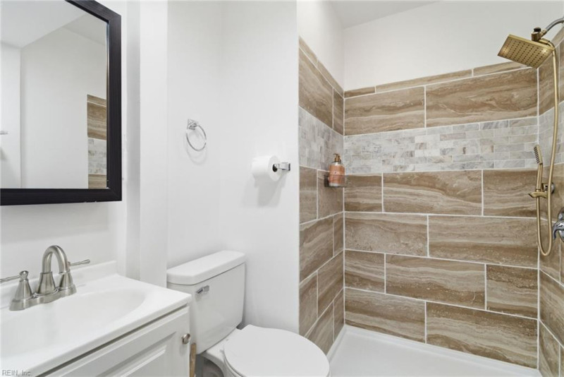 Photo 37 of 46 residential for sale in Suffolk virginia