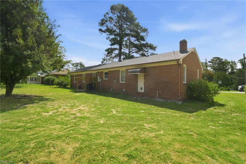 Photo 41 of 46 residential for sale in Suffolk virginia