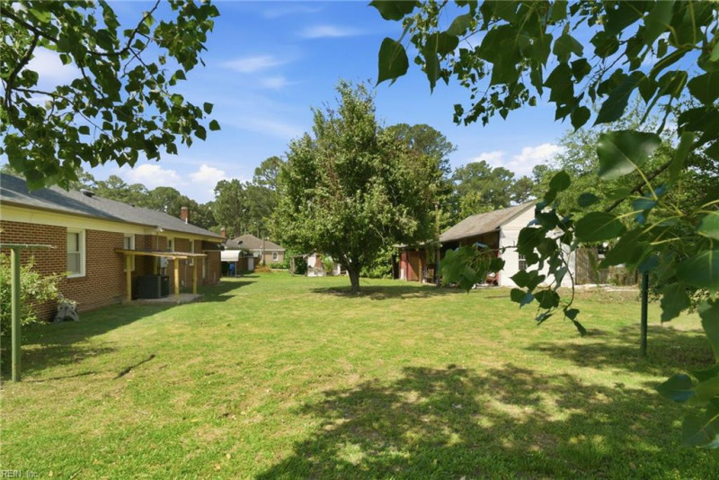 Photo 42 of 46 residential for sale in Suffolk virginia