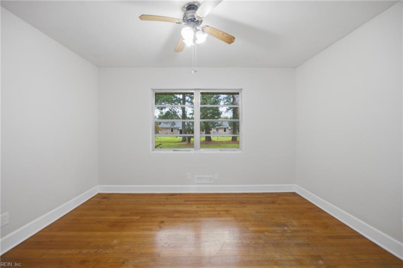 Photo 17 of 38 residential for sale in Portsmouth virginia Photo 17 of 38 residential for sale in Portsmouth virginia