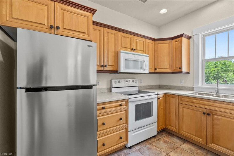 Photo 11 of 29 residential for sale in Currituck County virginia