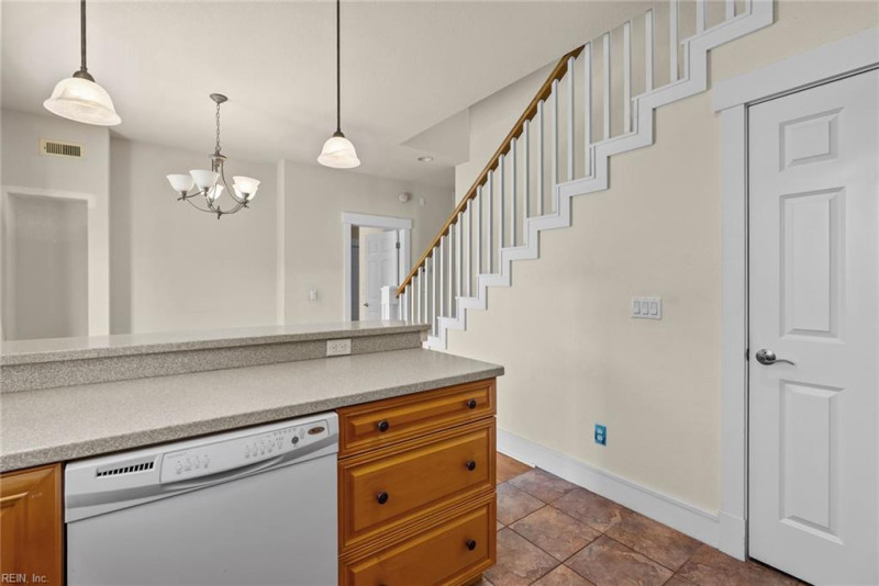 Photo 15 of 29 residential for sale in Currituck County virginia